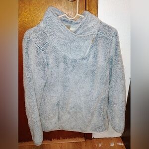X-Version Blue Fluffy Sherpa Three Quarter Zip Pullover. Size Medium.